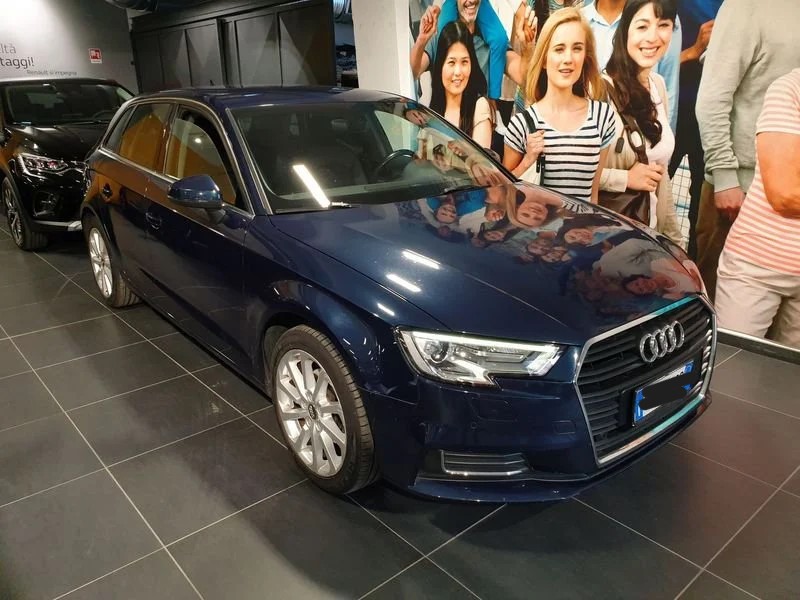 Audi A3 - fronte 2